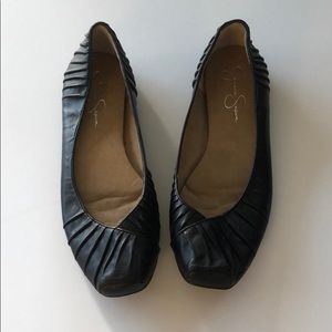 💥Sold💥Like new blk leather Jessica Simpson flats